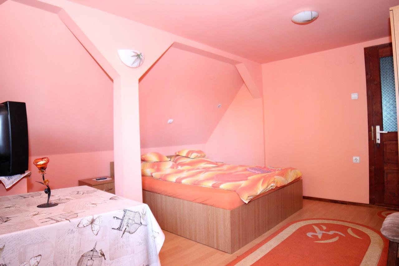 Csergo Ildiko Vendeghaz Otel Lăzarea Dış mekan fotoğraf