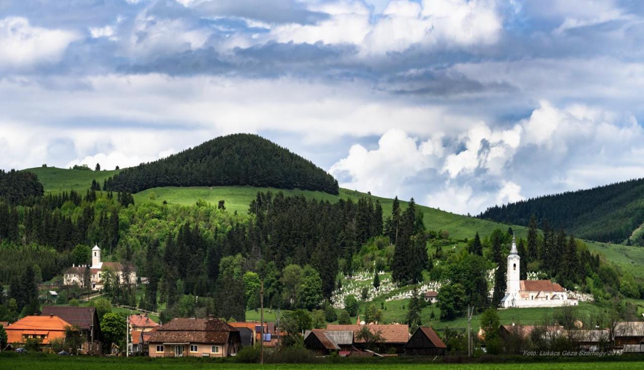 Csergo Ildiko Vendeghaz Otel Lăzarea Dış mekan fotoğraf