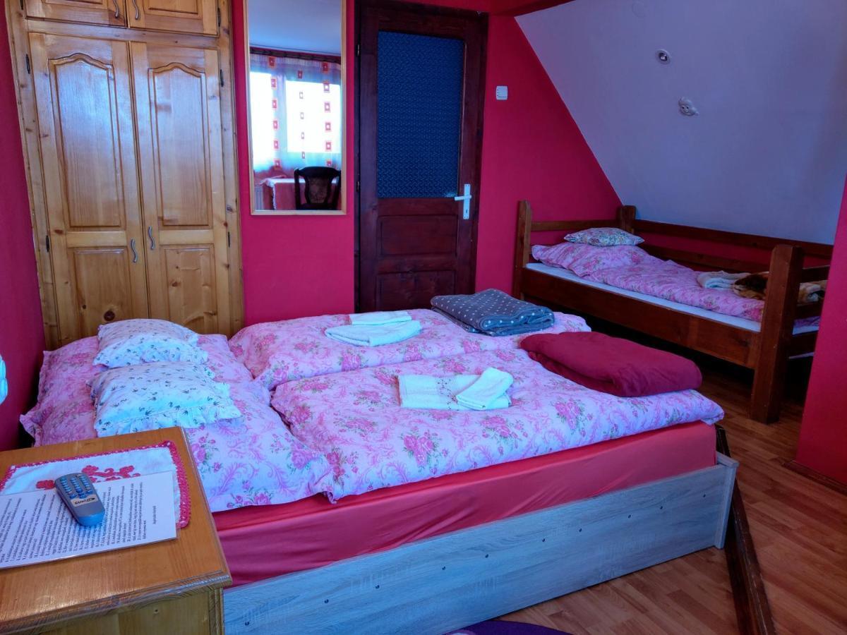 Csergo Ildiko Vendeghaz Otel Lăzarea Dış mekan fotoğraf